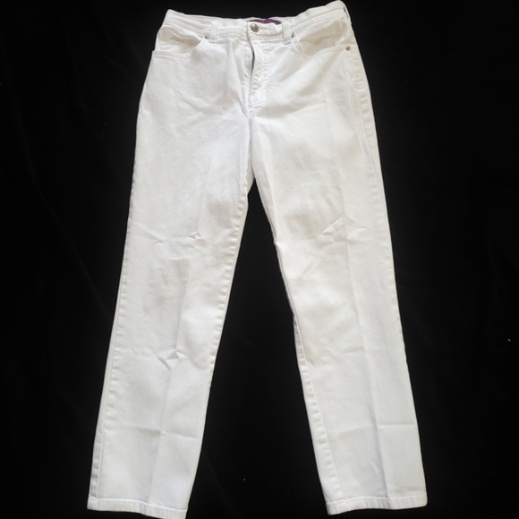 Gloria Vanderbilt Amanda Jeans - Picture 11 of 15